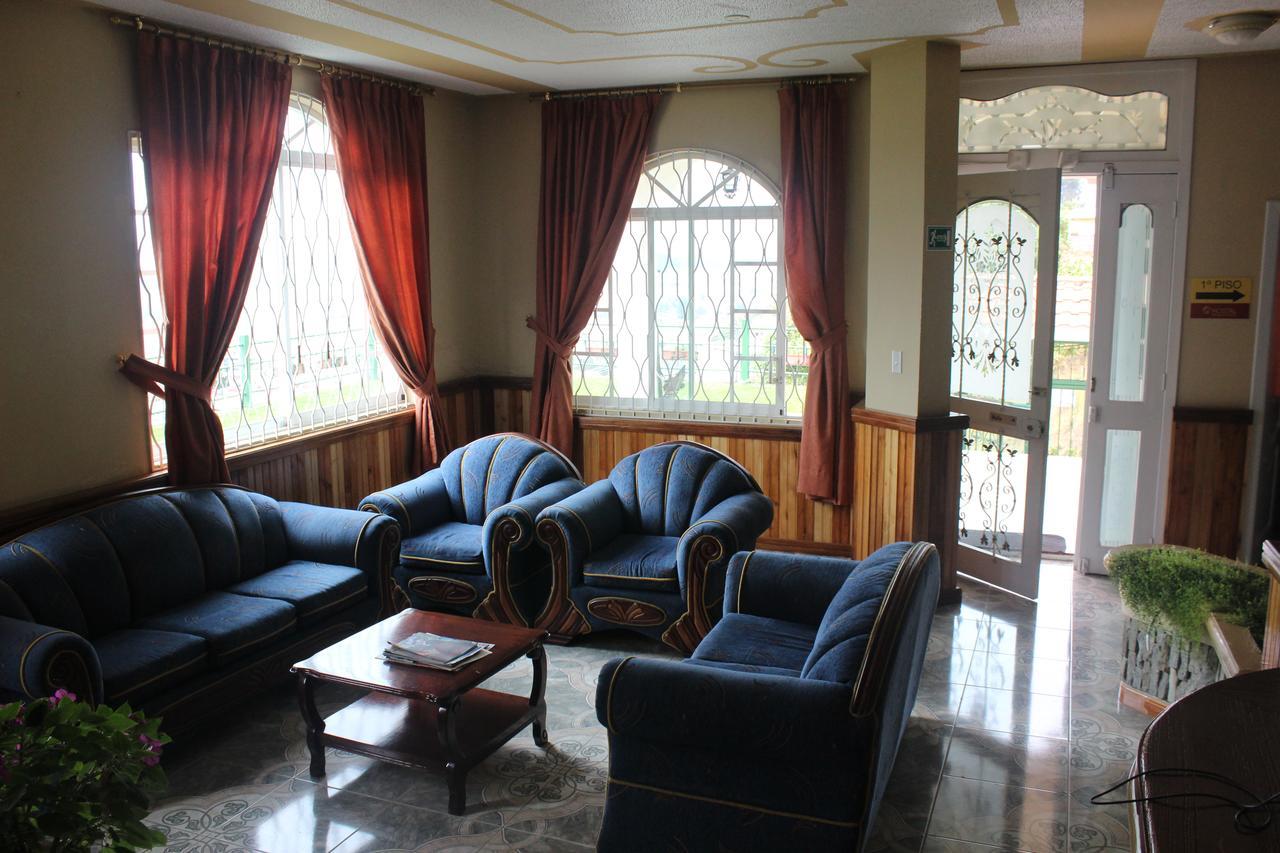 Hostal Mirador De Otavalo Exteriör bild